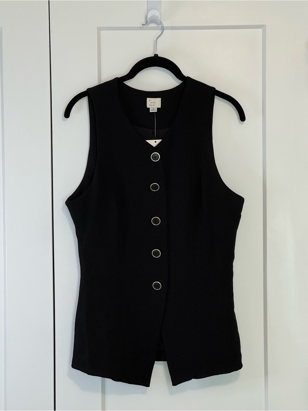 Black Sleeveless Button Front Vest Top
